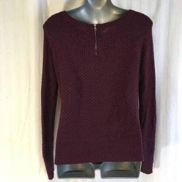 American Eagle Outfitters Womens Size XS Burgandy Red Stretch Sweater Scoop Neck - Picture 8 of 13